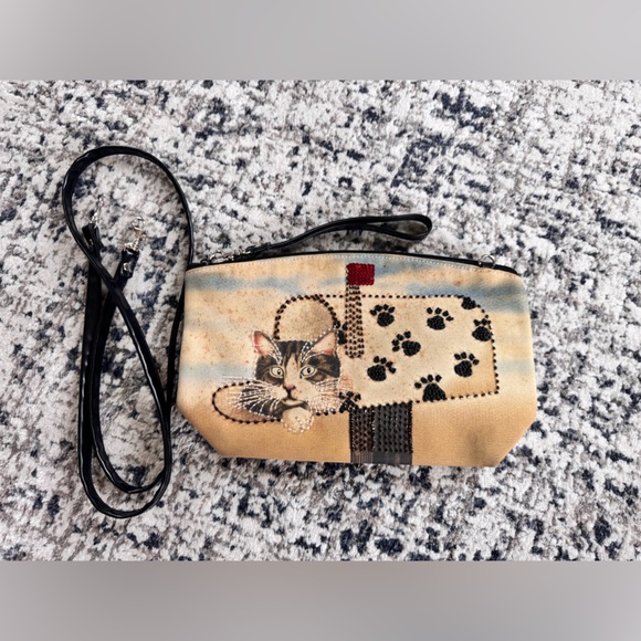 Cat Mailbox Paw Print Kitty Letterbox Tan Crossbody Bag Convertible Wristlet - Picture 4 of 10